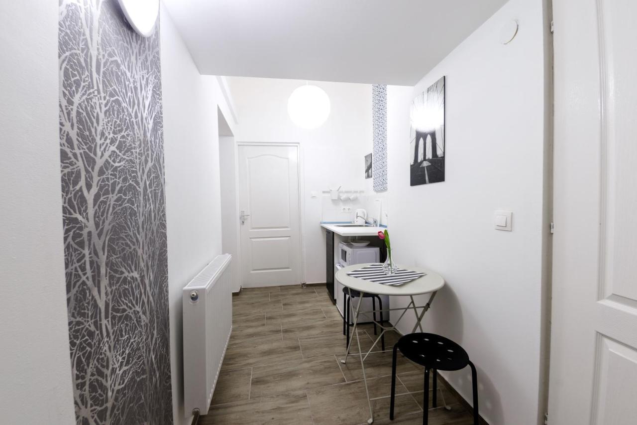 Rio'S Stylish Central Flats Budapest Esterno foto